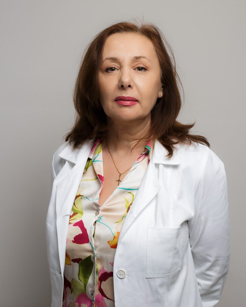 dr Radmila Ignjatović, specijalista ginekologije i akušerstva, subspecijalista onkologije